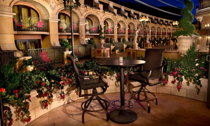 Outdoor topiaries & flowers for peppermill casino