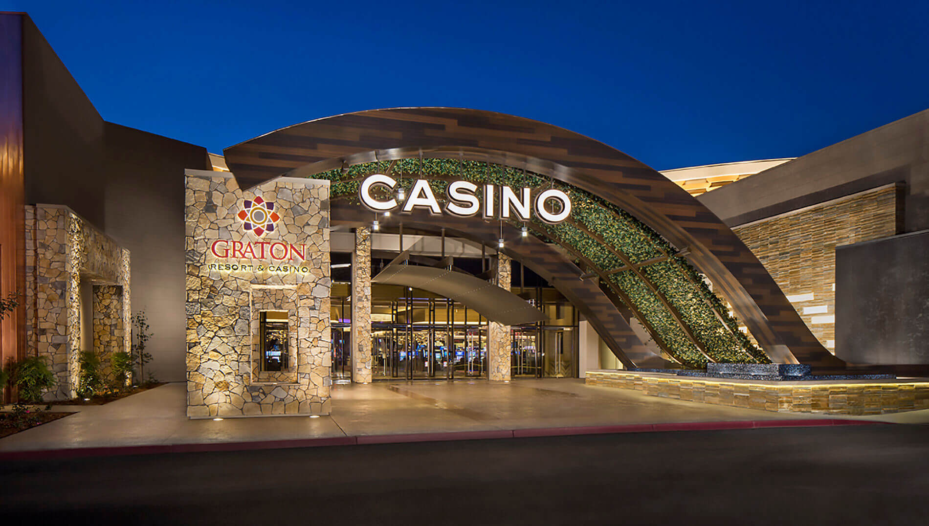 Exterior Green Walls For Graton Resort Casino TreeScapes PlantWorks