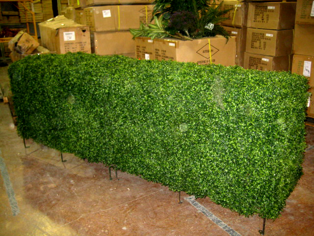 Fabricated Boxwood Hedges